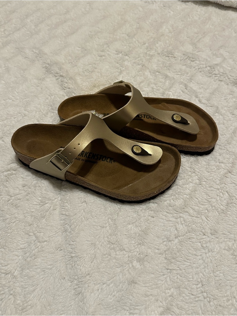 Birkenstock Metallic Gold Gizeh Thong Sandals